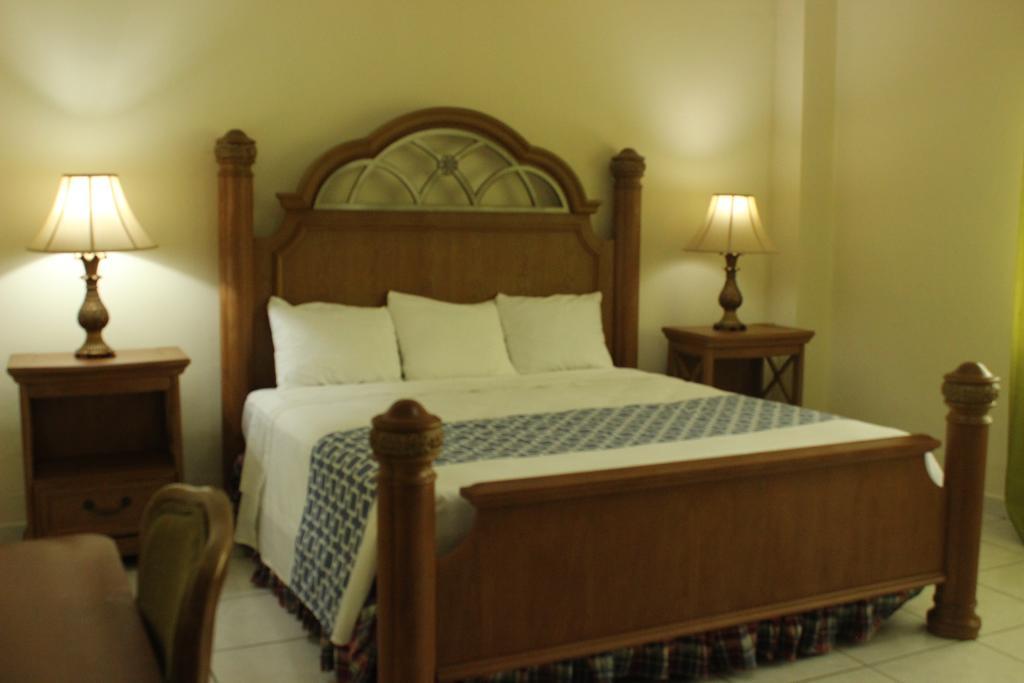 Hotel Carnaval La Ceiba Habitación foto