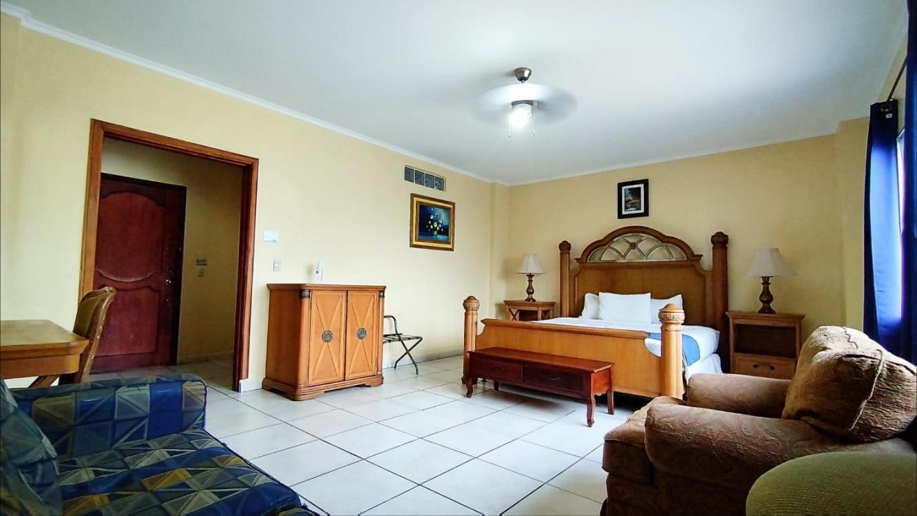Hotel Carnaval La Ceiba Exterior foto