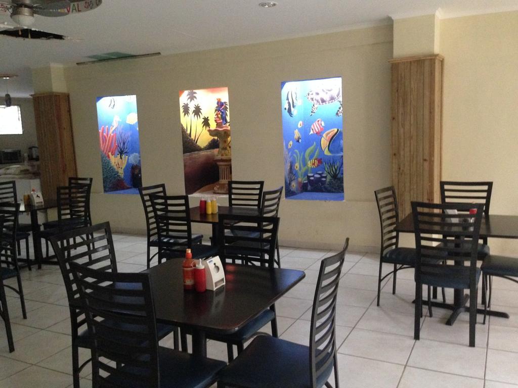 Hotel Carnaval La Ceiba Exterior foto